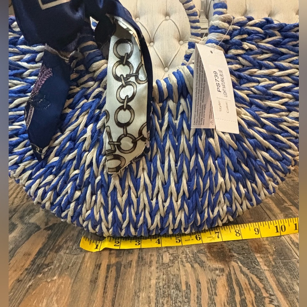 New York CeeKlein Straw Woven Handbag - Picture 8 of 13